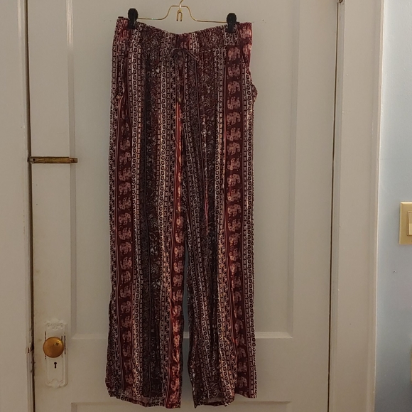 Boho flowy tribal elephant print pants - Picture 1 of 8